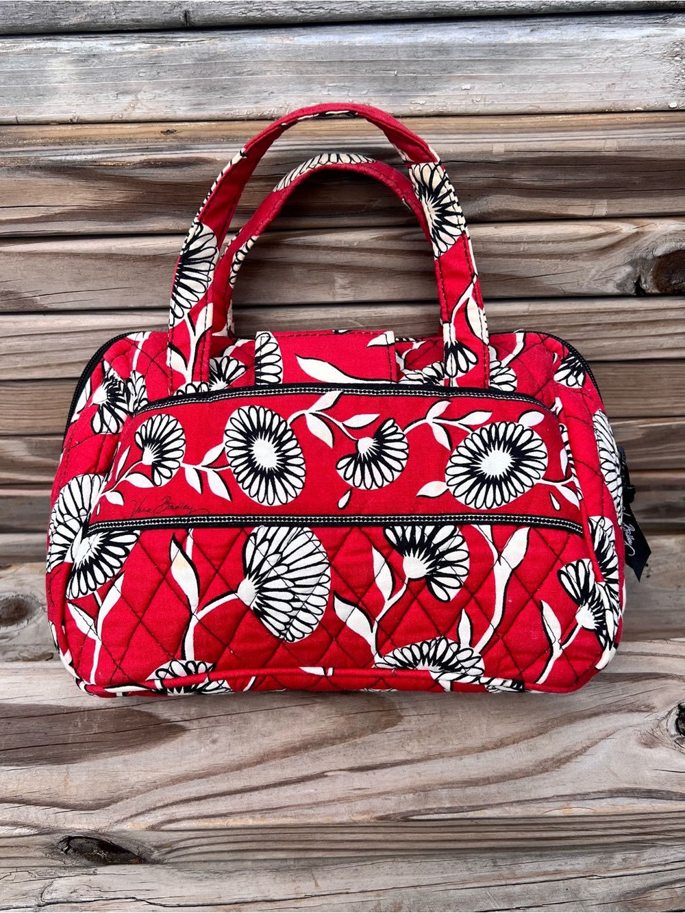 •Vera Bradley Red Floral Quilted Cosmetic Organizer EUC!